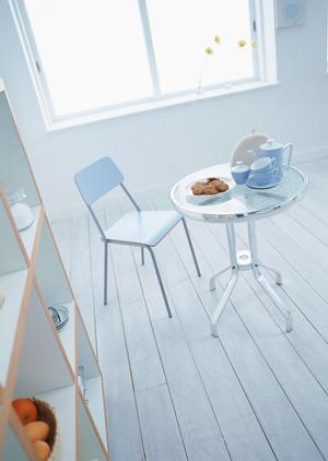 無垢の木でオリジナル家具が作れる会社